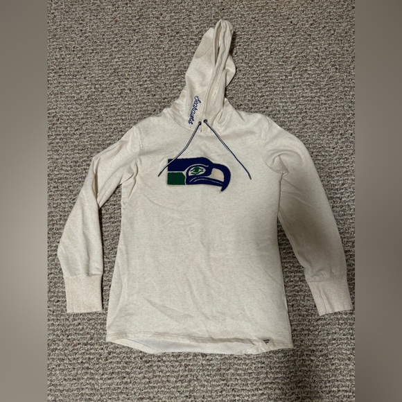Woman’s M Seahawks sweater - Picture 2 of 4